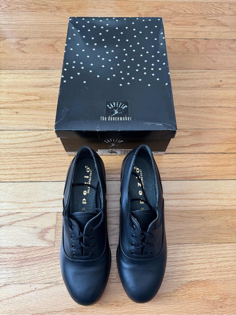 NIB
Capezio Spectator Character Shoes
Size 6 W
nothing on bottoms yet